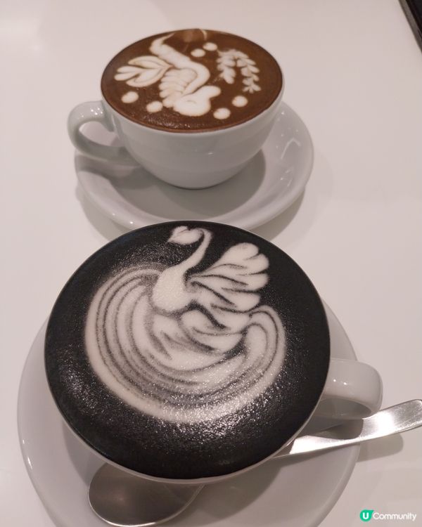 這間日式甜品店很簡潔舒服，食材選用日本，值得一試。