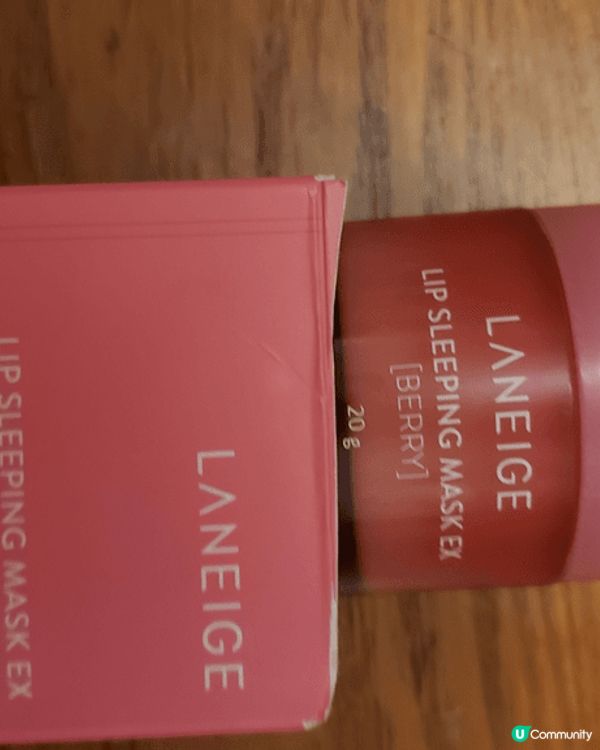SU:M 37 repair serum 質地稀薄皮膚容易吸...