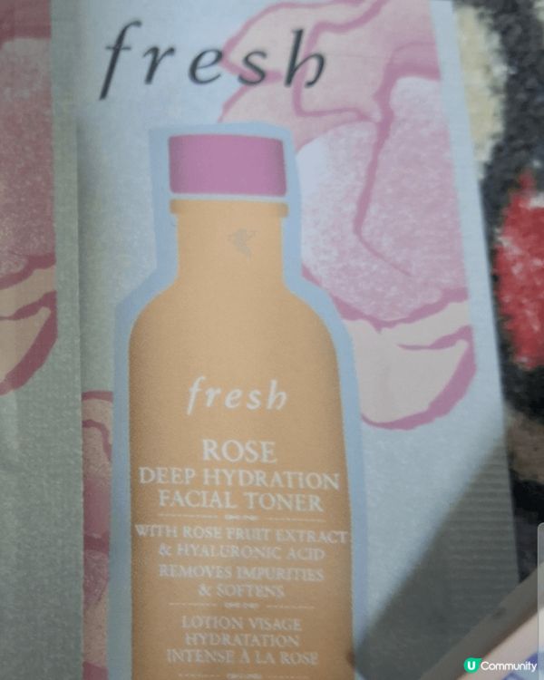 我推介Fresh品牌的深層玫瑰保濕爽膚水和舒緩面膜！  因為...