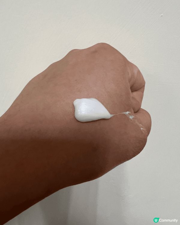 今次推介呢款凡士林潤膚露，呢款潤膚露係專為乾燥肌膚設計，它以...