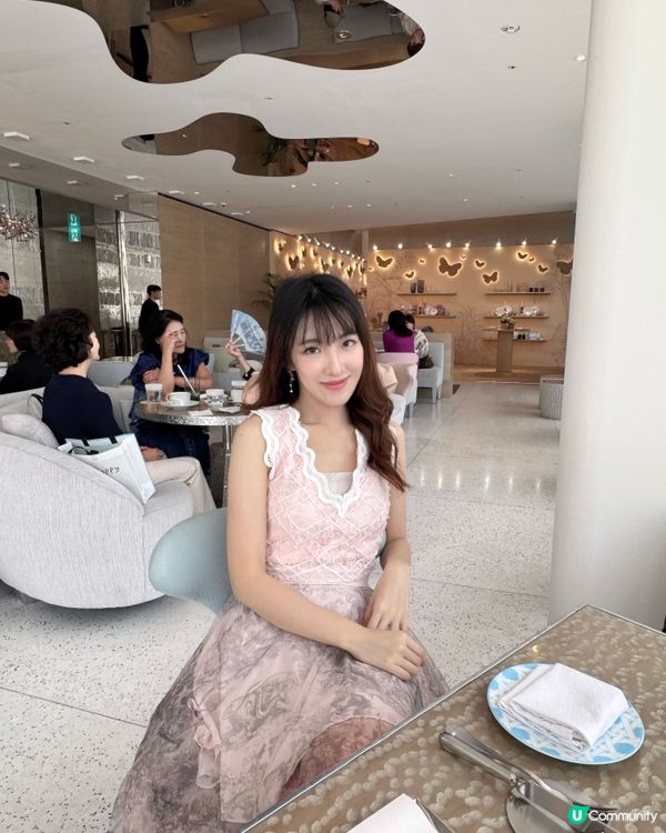 House of DIOR (cafe)