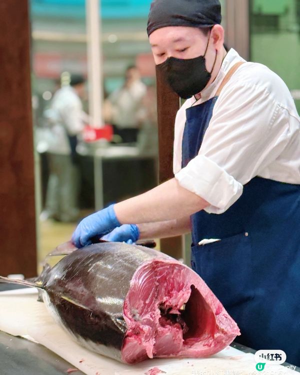 一邊睇鮮劏吞拿魚🐟一邊食?! 東薈城秋宴😋