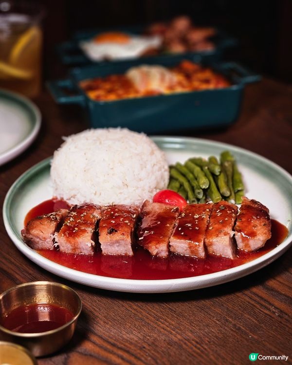 上環小店，豬肉料理 X Kingsman特務風裝潢