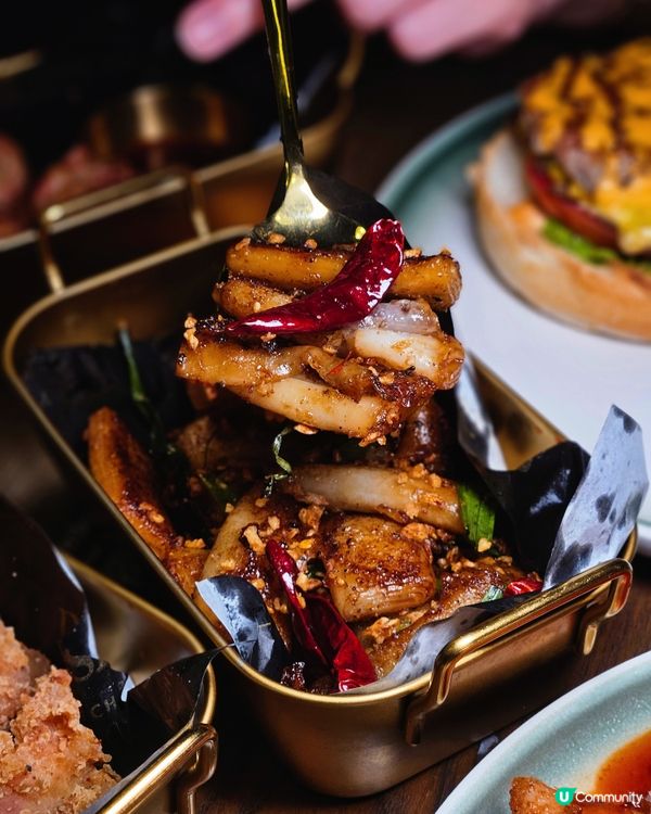 上環小店，豬肉料理 X Kingsman特務風裝潢