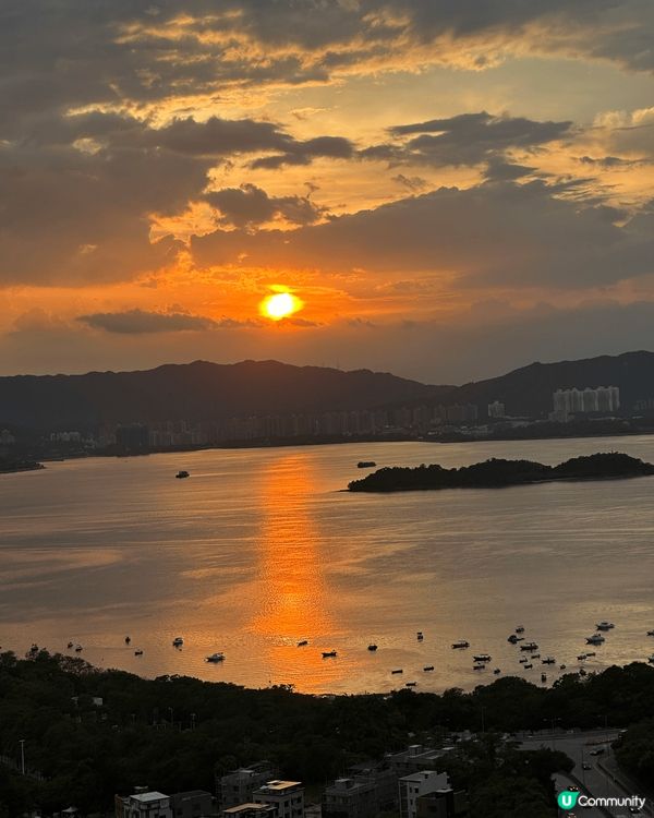 左上圖，馬鞍山日落，右上圖西貢GO Part. 下圖志蓮淨苑...