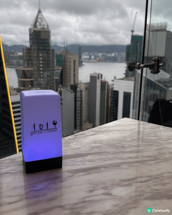 101手工涮涮鍋位於銅鑼灣midtown29樓，這家台式火鍋...