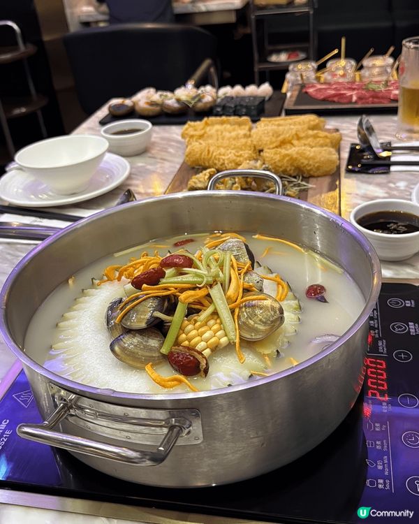 101手工涮涮鍋位於銅鑼灣midtown29樓，這家台式火鍋...