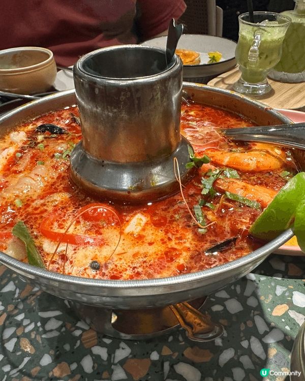 食物賣相吸引又好食，環境乾淨闊落又舒服