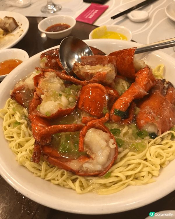 老牌旺角彌敦道倫敦酒樓的鮑魚龍蝦餐