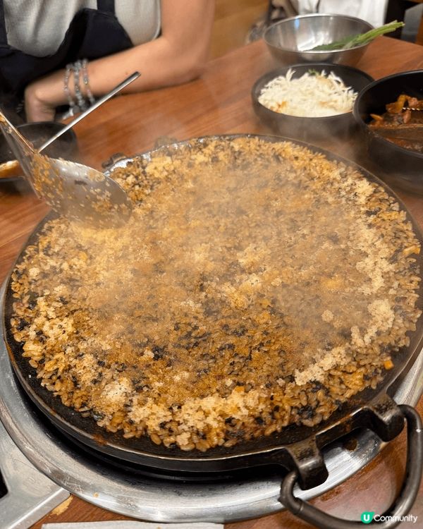 韓國節目介紹位於的明洞燉排骨，骨肉分離肉質超爽口。 