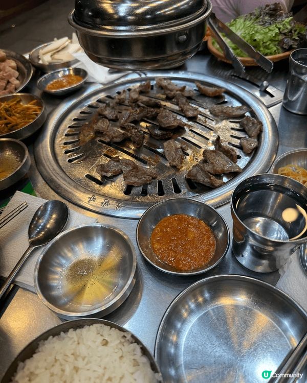 韓國節目介紹位於的明洞燉排骨，骨肉分離肉質超爽口。 
