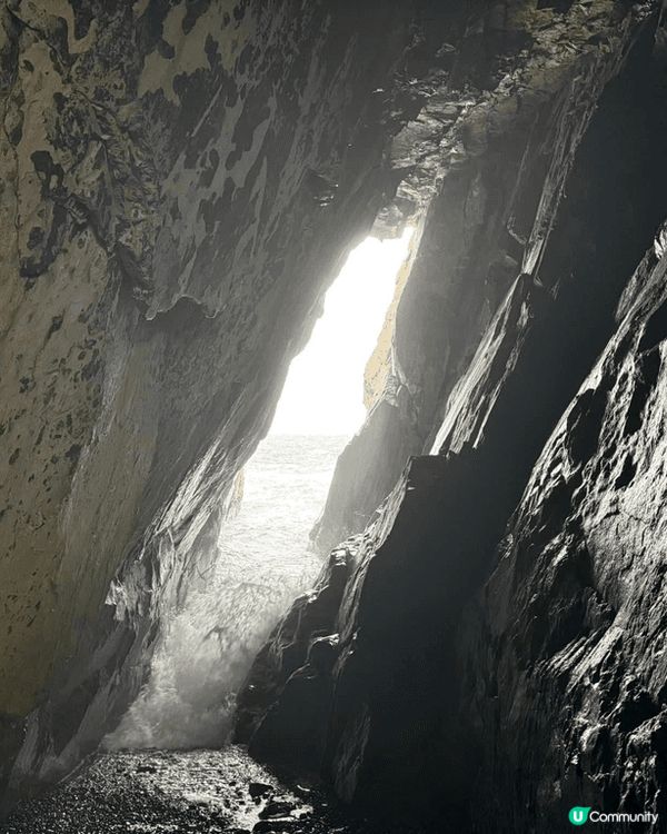 鶴咀-在香港島東南端的一個景點，一個擁有美麗海岸線的地方，波...
