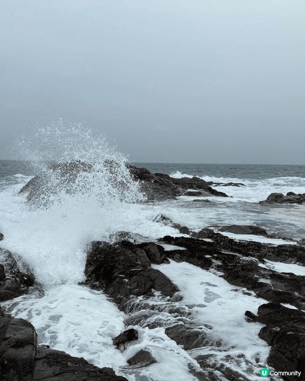 鶴咀-在香港島東南端的一個景點，一個擁有美麗海岸線的地方，波...