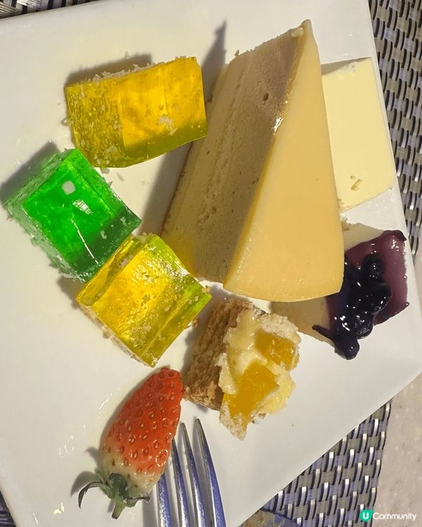 旺角窩打老道維景酒店自助餐性價比超高，食物新鮮，值得一試👍👍...
