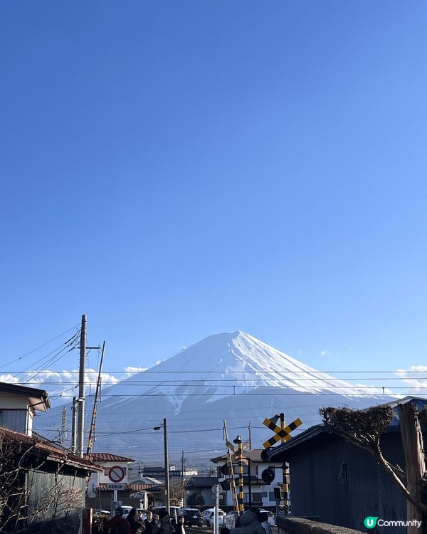 一個係富士山 一個係美食街 一個係心齋橋 佢地係日本好出名 ...