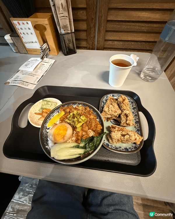 觀塘工業區駱駝漆大廈，工業文藝風打卡地點，人氣日月堂台式。