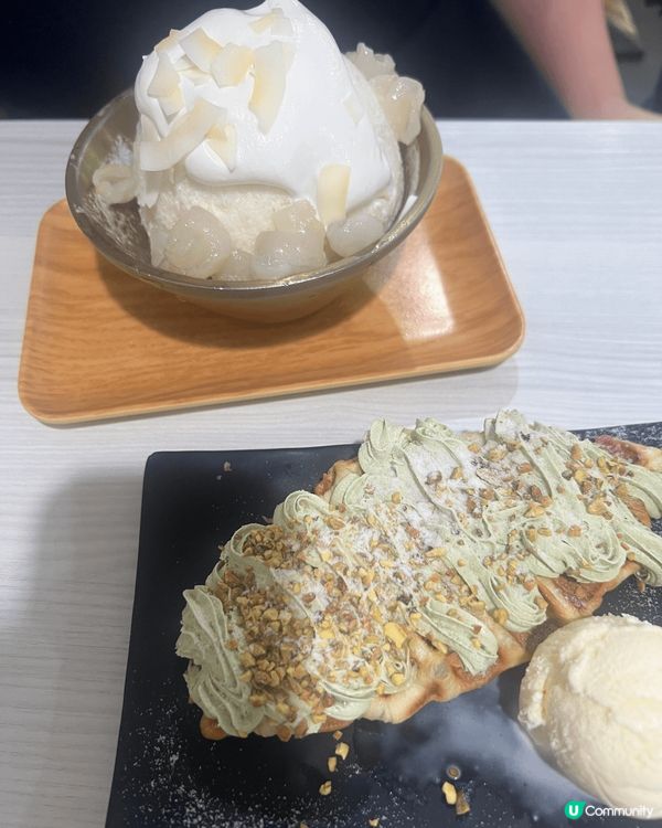 香港本地人的日常好去处和北上撸猫，包括九龙城地茂館甜品、小方...