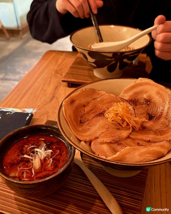 尖沙咀拉麵，會展博覽館演唱，百老匯戲院