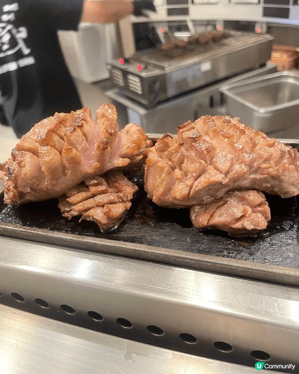 推介嘅原因嘢食好食、店員仲會燒完放喺你面前可以睇住店員燒簡直...