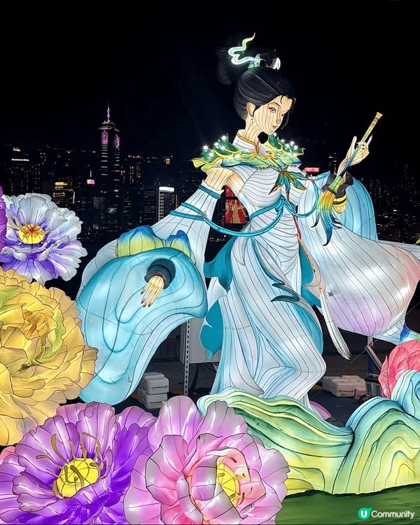 臨近國慶適逢中秋，西九龍有巨型華服花燈遊園會及啓德人氣治癒恐...