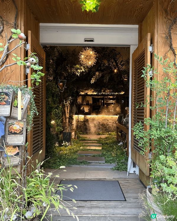 好喜歡韓國不同地道的咖啡店和餐廳很有特色，很有feel，每一...