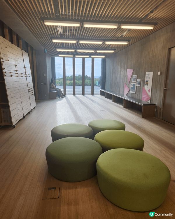M+博物館係香港著名嘅現代藝術博物館，定期有家庭日活動，讓親...
