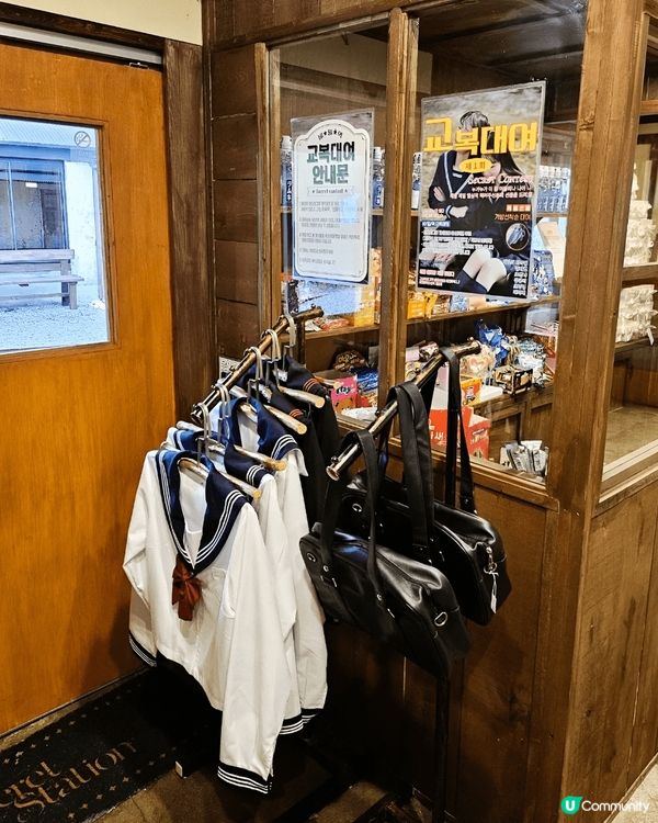 濟州島西歸浦有間吉卜力風格cafe 《秘密驛》，以懷舊火車為...