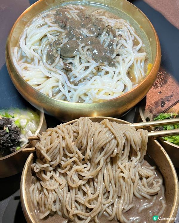 西塔烤肉店首創黑金麻醬絕對有驚喜