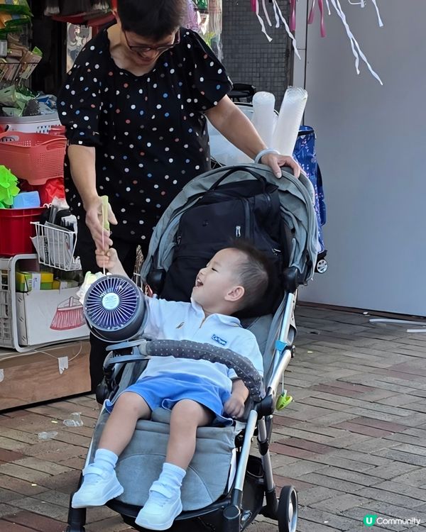 中秋買燈籠街拍隨影