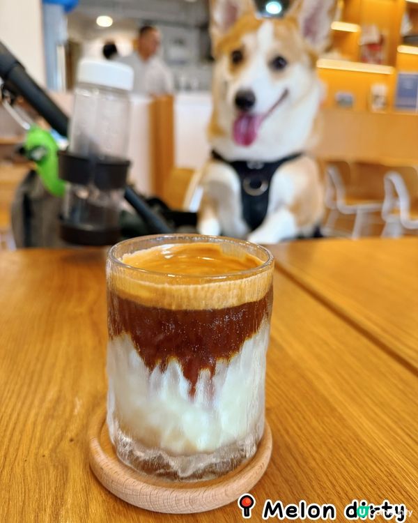 九龍城寵物友善Cafe🤤！吐司超邪惡！