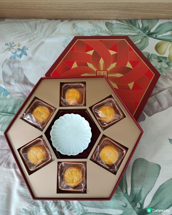 半島迷你奶黃月餅！瓷碟靚到爆😍，中秋送禮一流！🌕