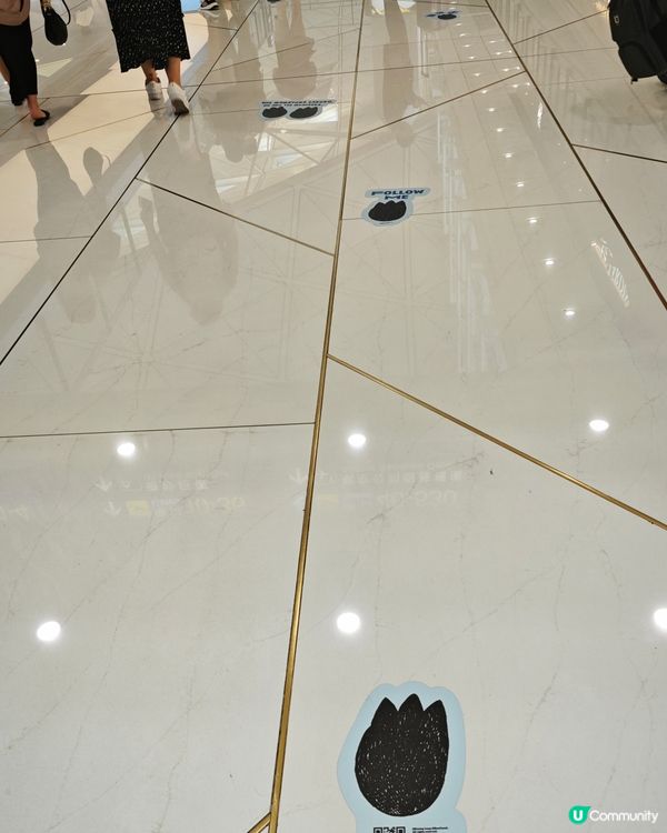 7米高LABUBU現身香港機場，附上多個打卡位 😍 