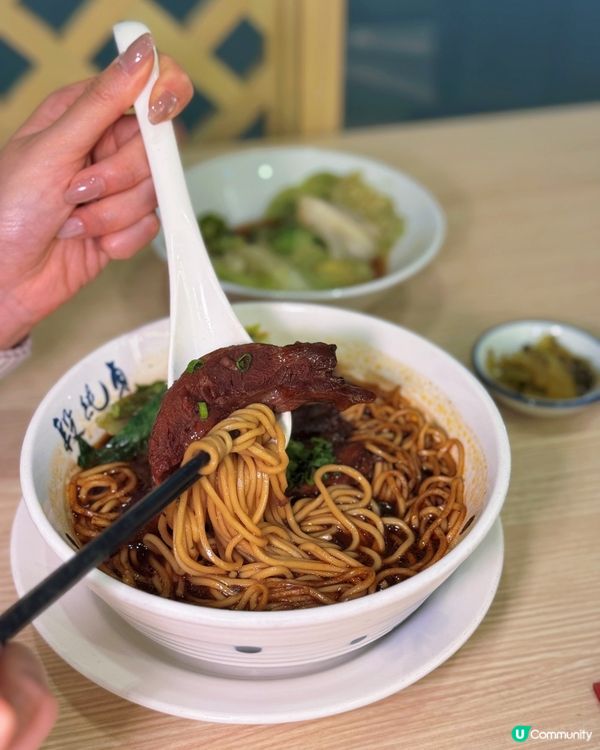 香港都食到正宗濃味嘅台灣牛肉麵 😋！ 