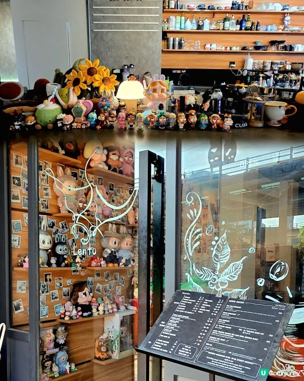 人氣拉花☕️和可愛🥰打卡公仔咖啡店