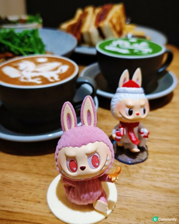 人氣拉花☕️和可愛🥰打卡公仔咖啡店