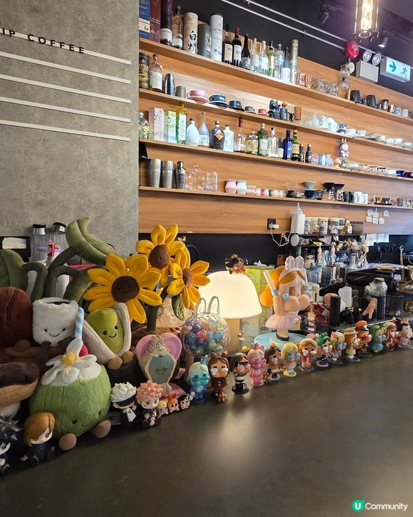 人氣拉花☕️和可愛🥰打卡公仔咖啡店