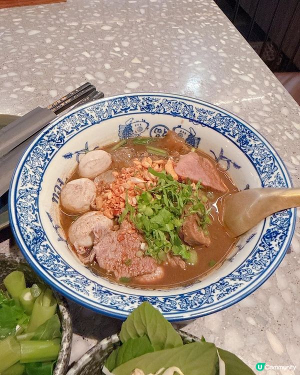 曼谷爆紅天花界船麵