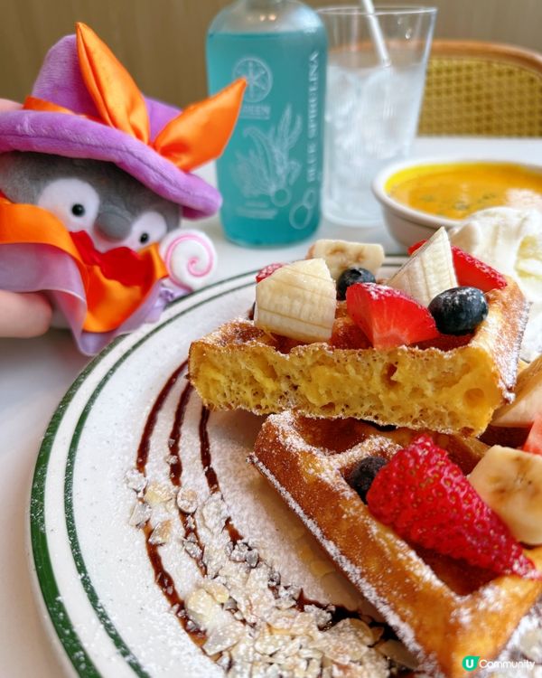 1.  擺花街應援店爆紅？銅鑼灣都有驚喜！🤩 美食+應援物！