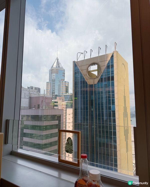 1. 擺花街應援店爆紅？銅鑼灣都有驚喜！🤩 美食+應援物！