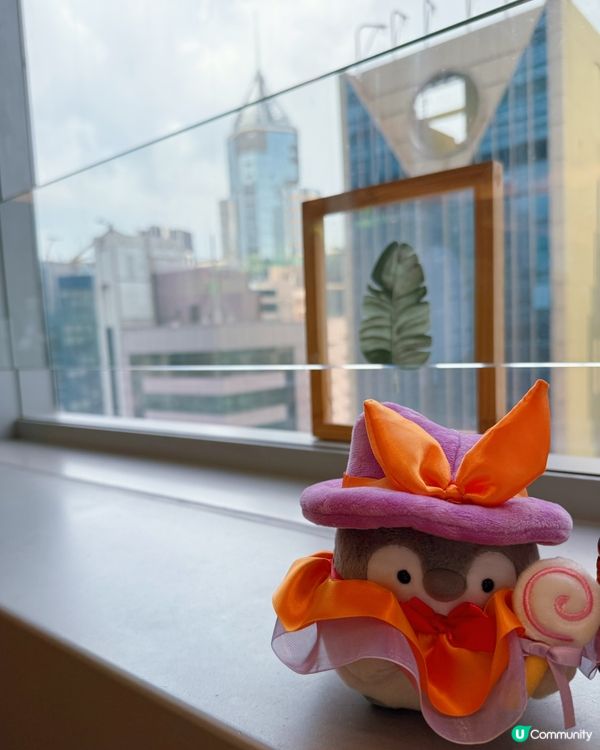 1.  擺花街應援店爆紅？銅鑼灣都有驚喜！🤩 美食+應援物！