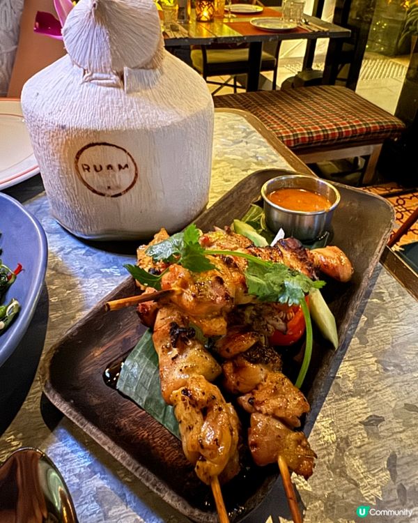 室外位夠chill 🤤 炭燒豬頸肉必食！