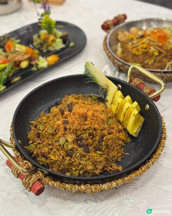 在南華體育會體育中心吃粵菜