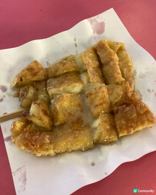 香蕉蛋糕、香蕉煎餅和泰茶
