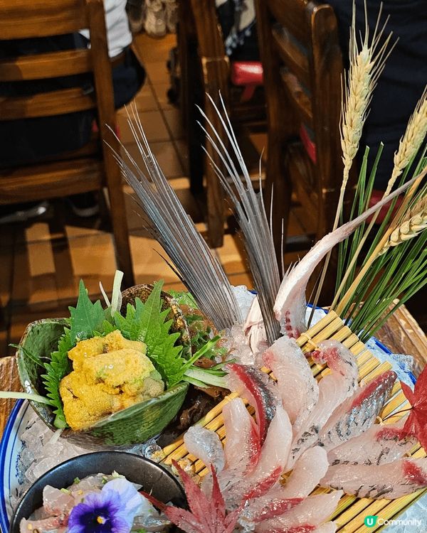 尖沙咀小店！刺身好新鮮！每日有唔同新鮮刺身！飛魚好爽甜！魚骨...