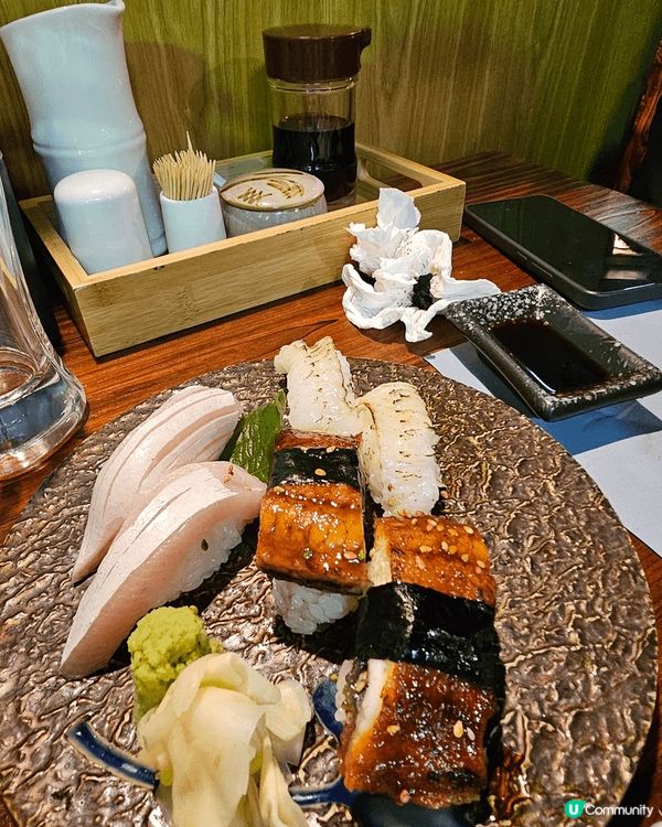 尖沙咀小店！刺身好新鮮！每日有唔同新鮮刺身！飛魚好爽甜！魚骨...