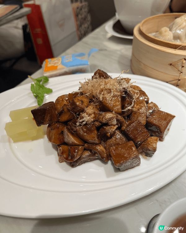 陶陶居最具盛譽的歷史悠久的精美點心，每天供應的點心不下百款，...