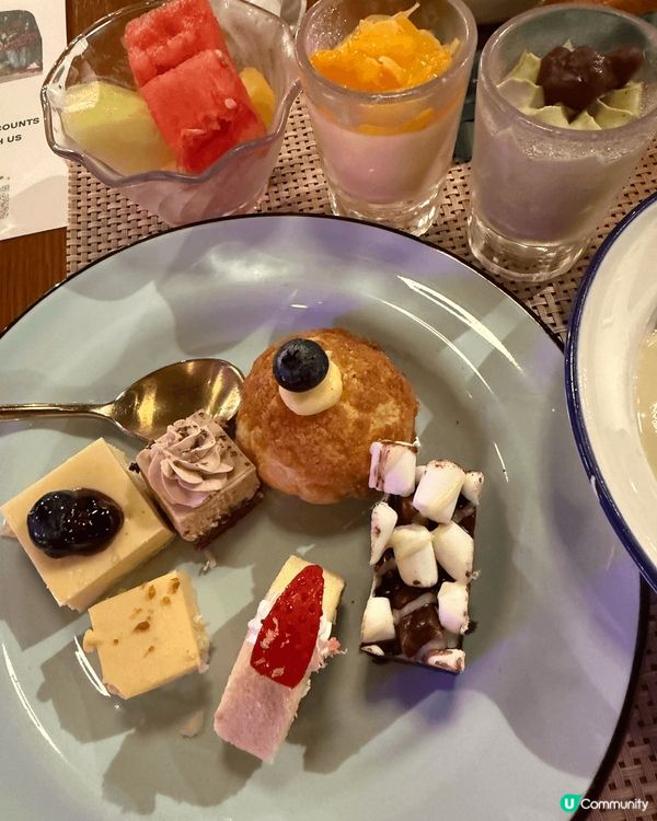 普慶餐廳自助餐。主食後嘅另一個胃，每款都精美、每款都要試！有...