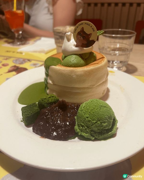 日本抹茶紅豆fluffy pancake, 鬆軟口感，抹茶味...