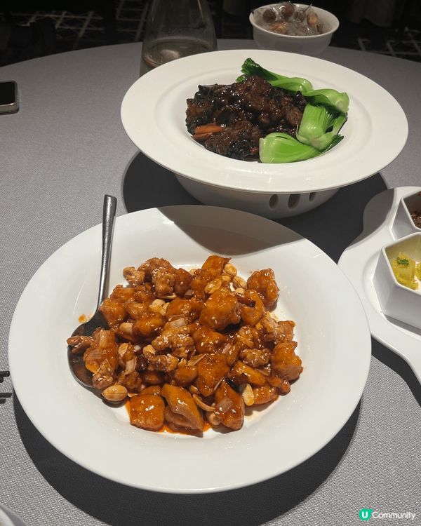花家怡園的北京烤鴨 菜式十分豐富 鴨皮肥美 鴨肉多汁