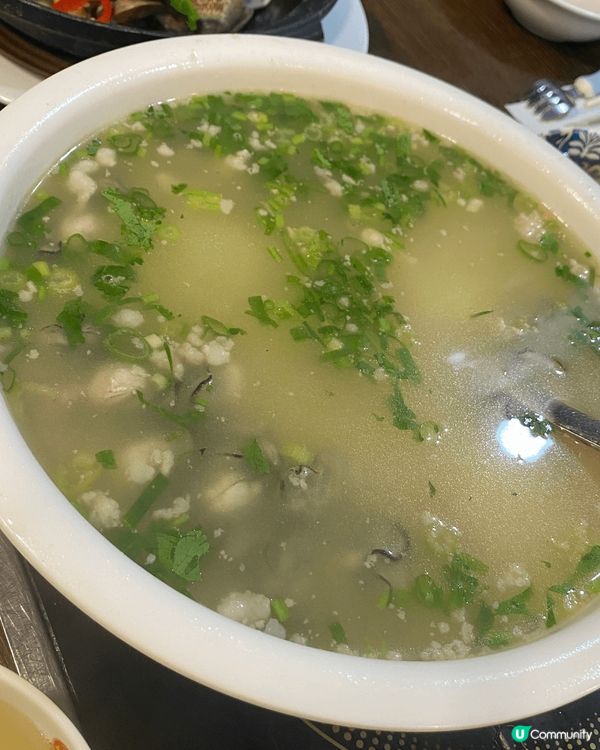 五個女仔食十個送，真係好開心，仲要差不多全清。已經識左十幾年...